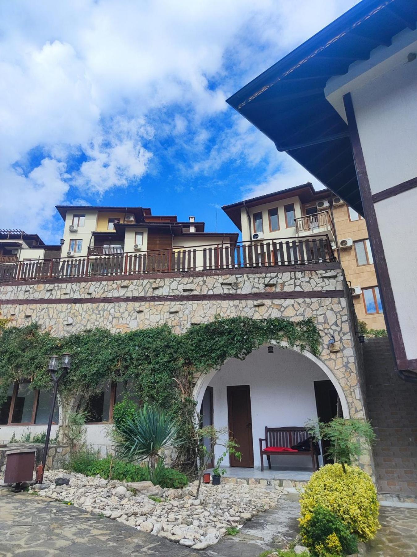 Jacky'S Apartament - Апартамент В Свети Влас Exteriör bild